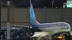 Dubai-Tel Aviv seferindeki uçakta pilotlar kavga etti ve kaçırma kodu verildi