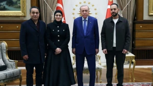 Erdoğan, Gazze'de hayatını kaybeden Hind Rajab'ın ailesini kabul etti