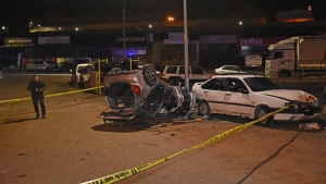Gümüşhane'de kontrolden çıkan otomobil yayaya çarpıp devrildi: 4 yaralı
