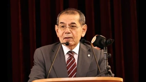 Dursun Özbek'ten Taç Spor ve Kupa Açıklaması