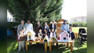 İnegöl'de öğrenciler ve aileleri 190 hayvan yuvası hazırladı