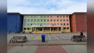 İstanbul Başakşehir'deki bıçaklı saldırıda yaralanan öğrenci yaşamını yitirdi