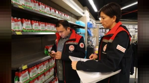 Selçuklu'da Marketlerde Etiket ve Gıda Denetimi Yapıldı