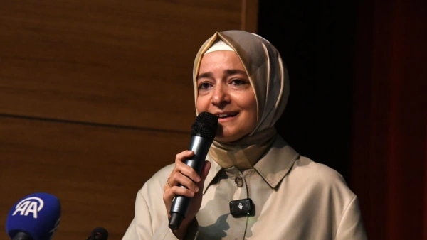 AK Parti: Fatma Betül Sayan Kaya Artık Partimizin Üyesi Değil