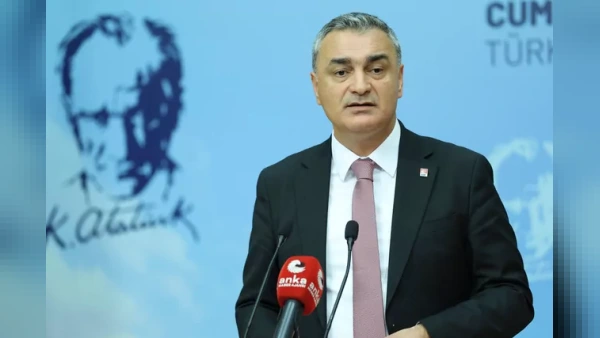 CHP Sözcüsü Sarı'dan Hükümete Enflasyon, Fon Skandalı ve Dış Politika Eleştirisi