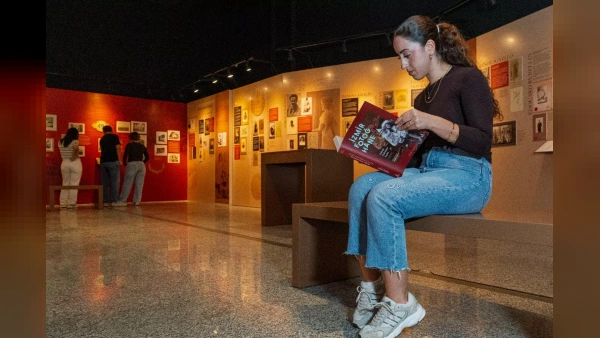 İzmir Kent Kitaplığı'ndan görsel tarih araştırması