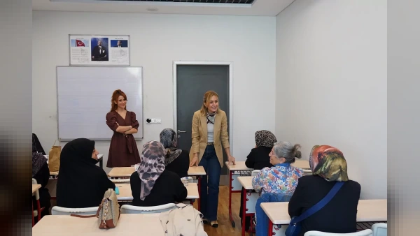 Beylikdüzü Belediyesi'nin Okuma Yazma Kursu'nda Yeni Dönem Başladı