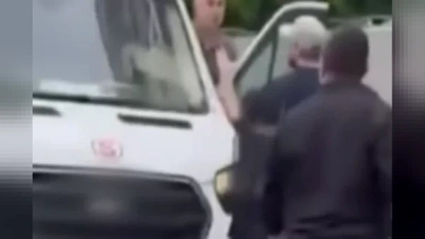 Mudanya'da okul önünde kavga eden iki servis sürücüsüne ceza