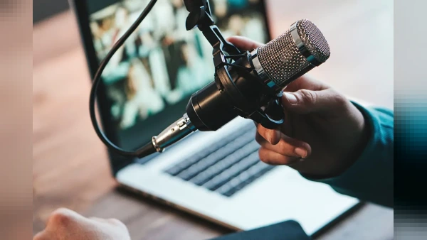Dr. Duygu Temel Kayar: Podcast radyonun yerini almıyor