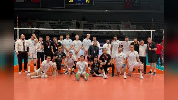 Gebze Belediyespor Kupa Voley'de çeyrek finale yükseldi