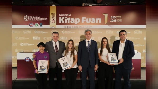 Kocaeli'nin Spor Tarihini Anlatan Eser Kitap Fuarında Tanıtıldı