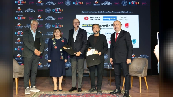 Uluslararası GastroAntep Festivali kapsamında gastronomi paneli düzenlendi
