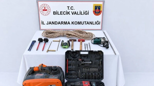 Bilecik'te kaçak kazı yapan 5 şüpheli suçüstü yakalandı