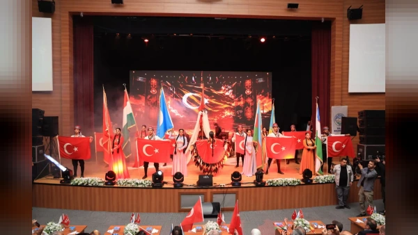 Talas'ta 2. Türk Dünyası Şair ve Yazarlar Buluşması Başlıyor