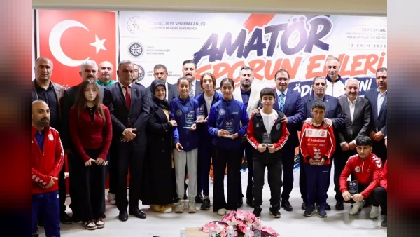 Ağrı'da 2026 Sporun Enleri Ödülleri Töreni Yapıldı