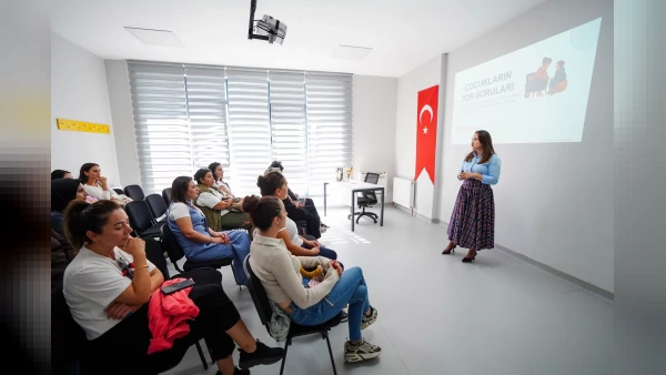 Beylikdüzü'nde anne ve çocuk merkezlerinde ekim etkinlikleri sürüyor