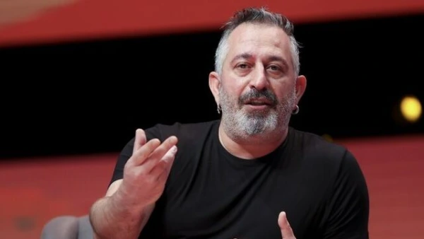 Kalp krizi geçiren Cem Yılmaz kontrol için hastaneye geldi