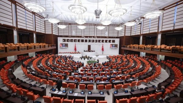 TBMM'de 'fon vurgunu' tartışması: Genel Kurul yeter sayı bulamadı