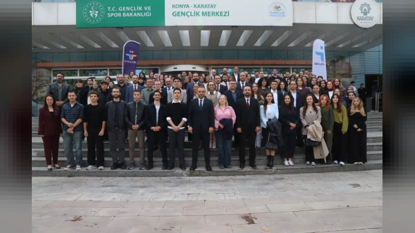 Konya'da üniversiteliler ile iş dünyası çalıştayda buluştu