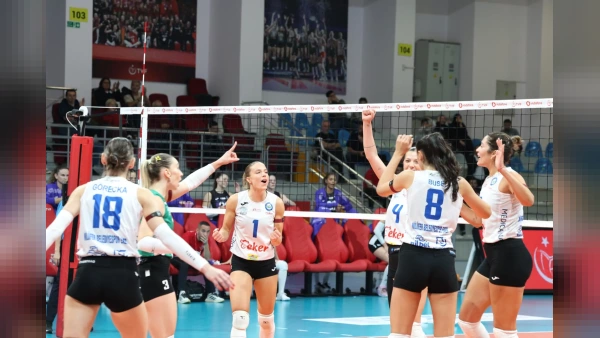 Nilüfer Belediyespor Eker ligdeki ilk galibiyetini 3-0'la aldı