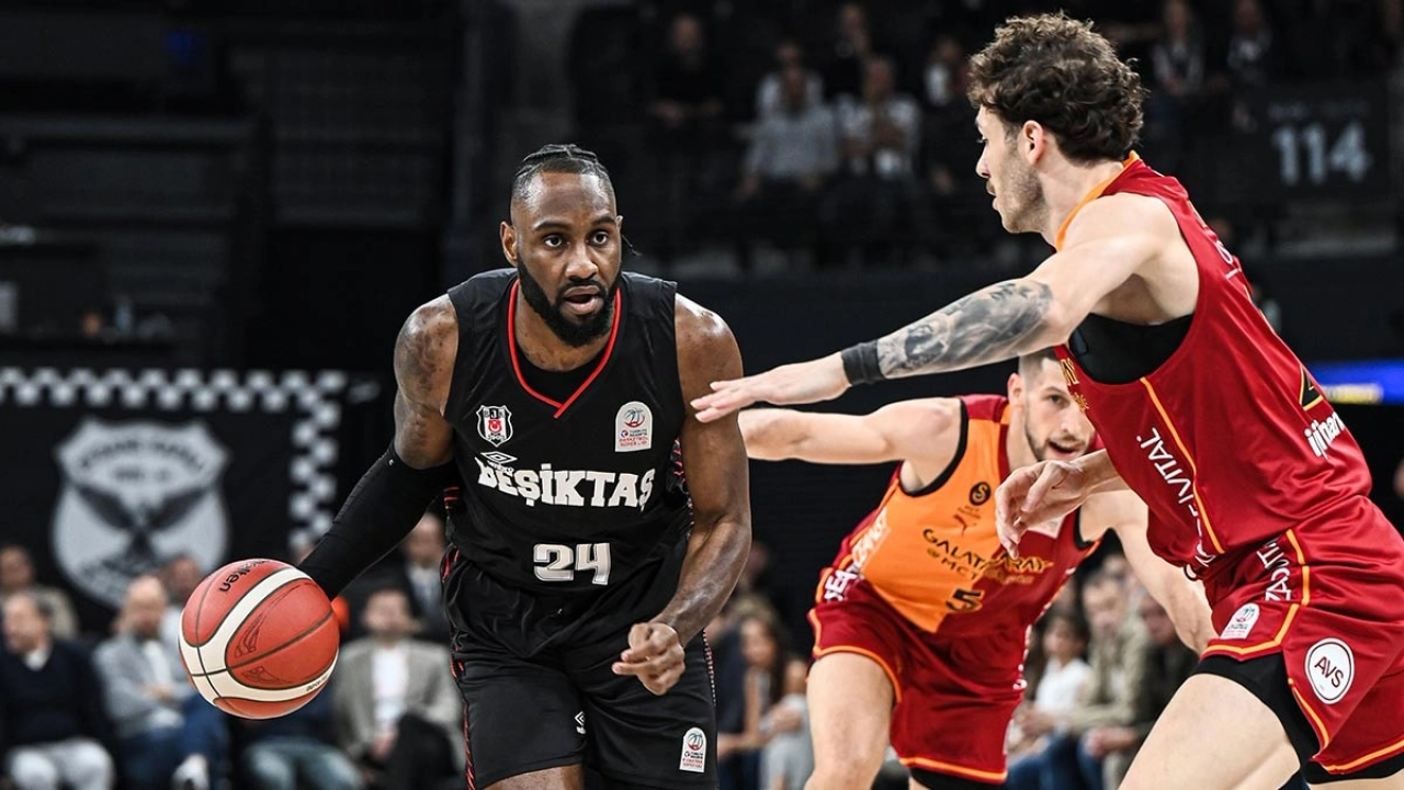 Beşiktaş derbide Galatasaray MCT Technic'i 83-80 mağlup etti
