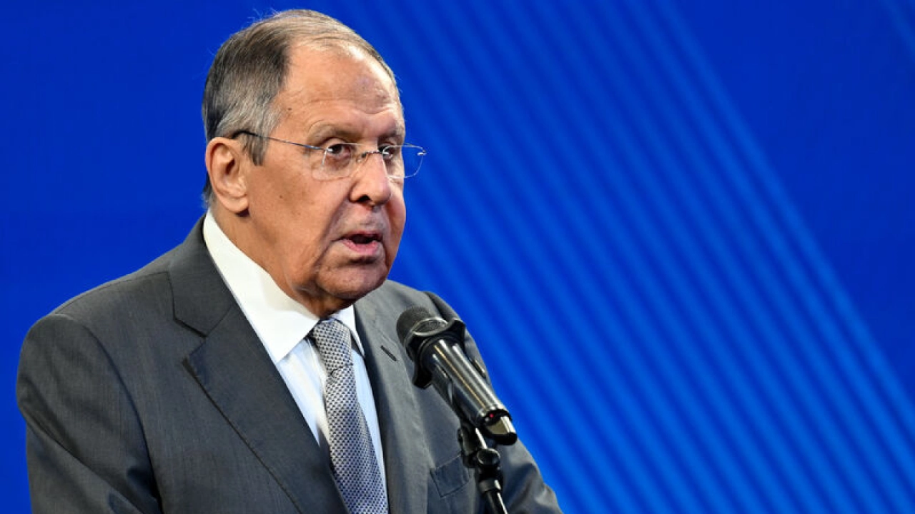 Lavrov'dan Ukrayna'ya Müzakere ve Enerji Suçlaması