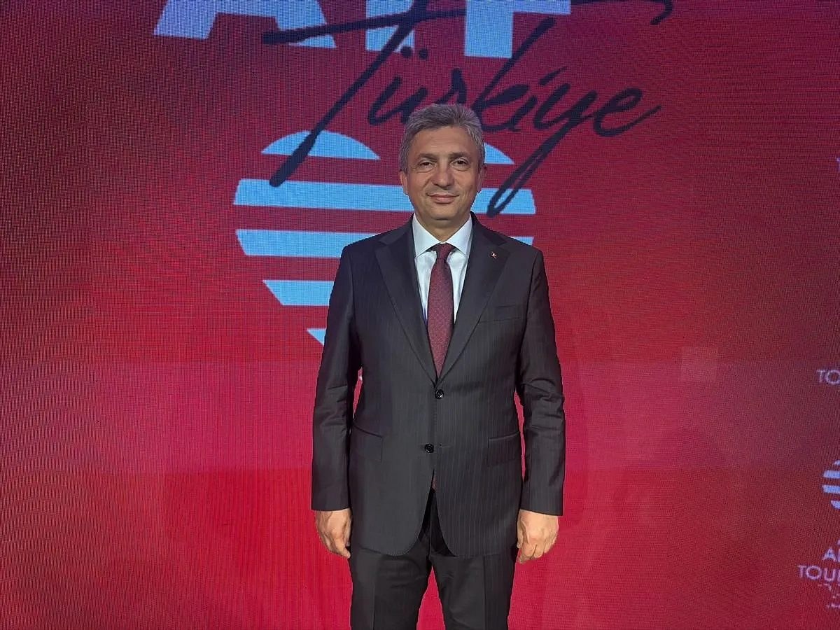 Antalya'da Yabancı Turist Sayısı 15 Milyonu Aştı