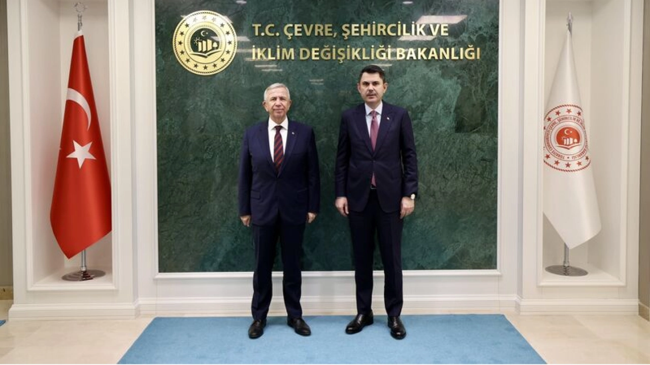 Bakan Kurum, ABB Başkanı Yavaş'ı Bakanlıkta kabul etti