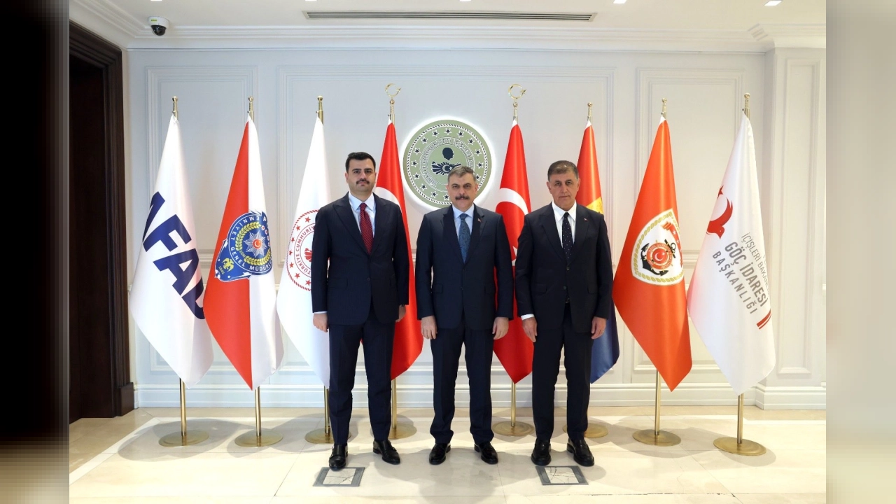 Eskişehir Valisi Yılmaz İçişleri Bakanlığı'nda temaslarda bulundu