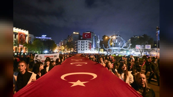 Ankara'da Cumhuriyet'in 103. yılı Fener Alayı ile kutlandı