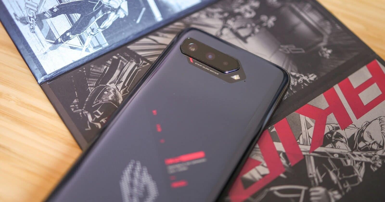 Asus ROG Phone 5S Kendini Gösterdi!