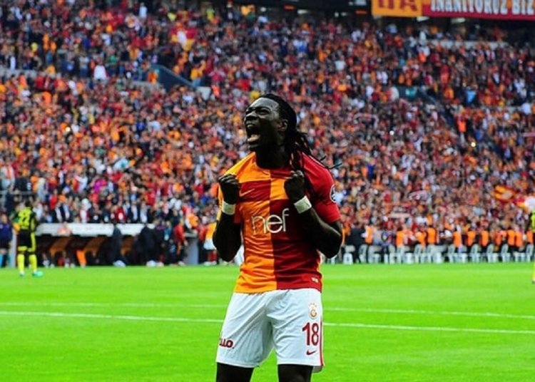 Galatasaray'a Gomis Sürprizi! Başarılı Futbolcu Takıma Geri mi Dönecek