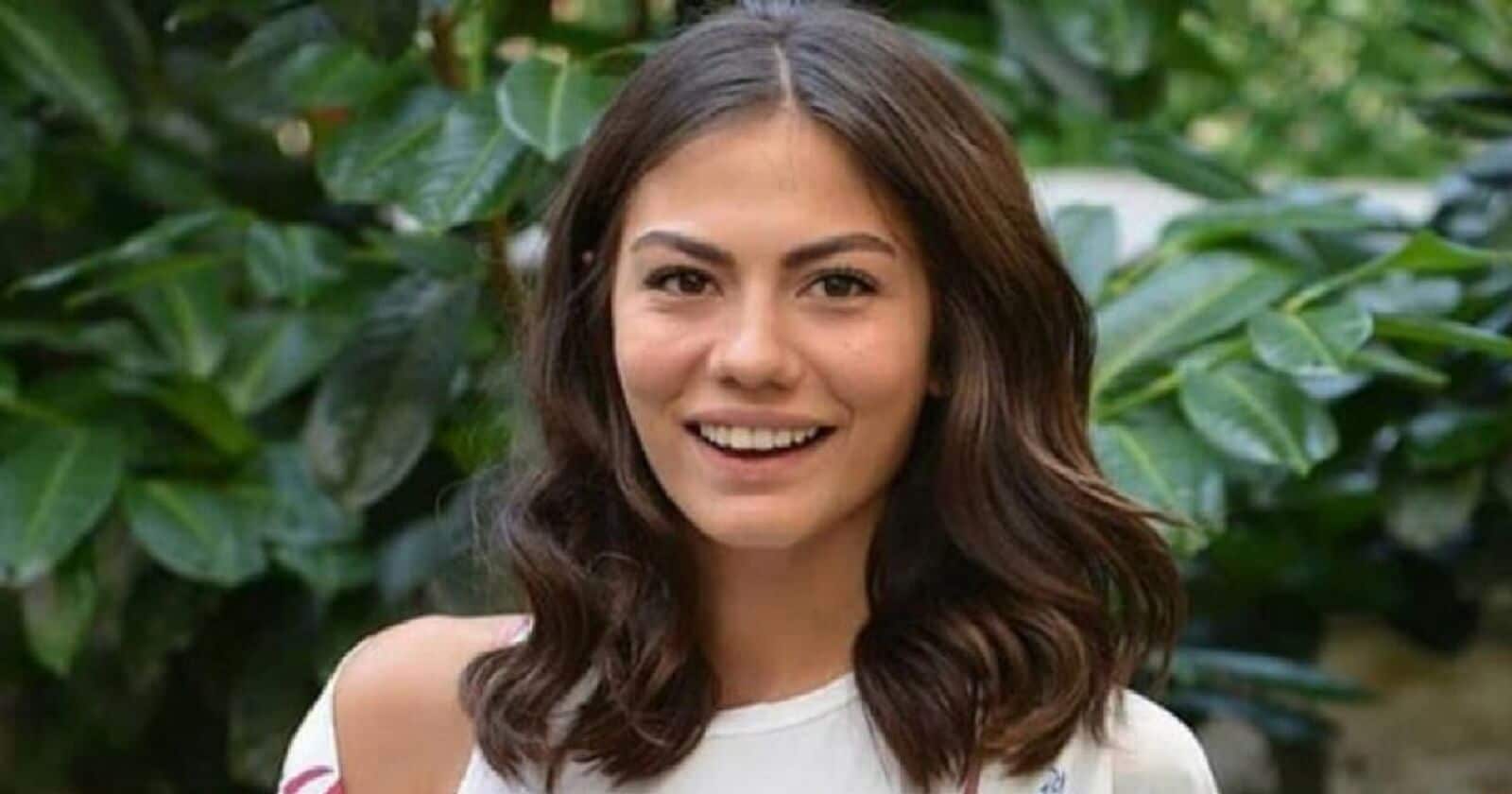Demet Özdemir'e Yeni Bir Dizi Teklifi Daha Geldi!
