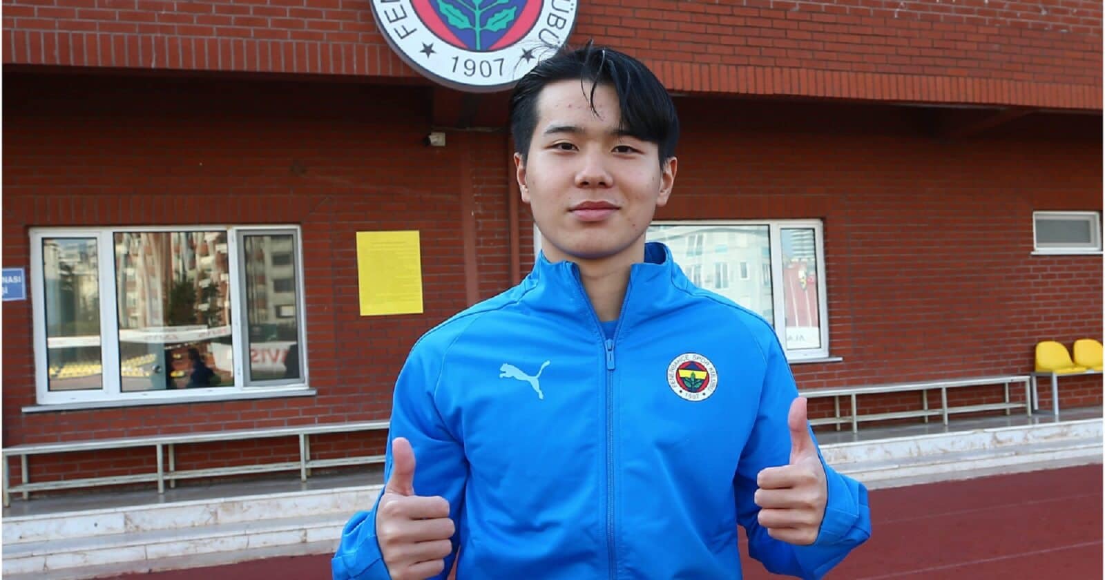 Fenerbahçe'nin Genç Yeteneği Jin-ho Jo Mesut'u Geride Bırakacak!