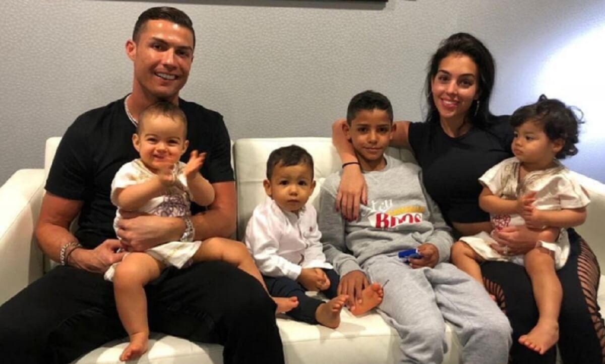 Cristiano Ronaldo ve Georgina Rodriguez, yeni doğan oğlunun ölümünü duyurdu