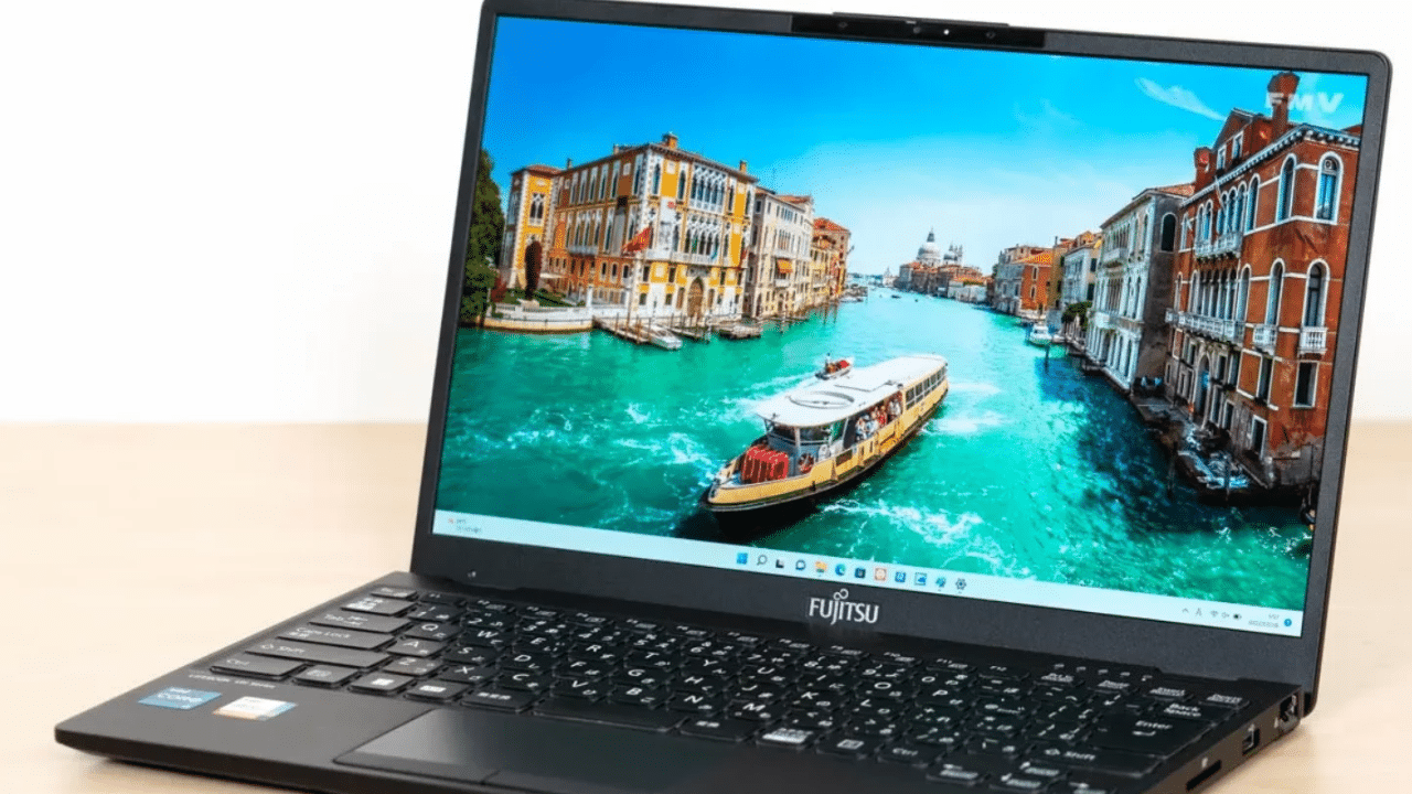 Dünyanın en hafif bilgisayarı tanıtıldı: Fujitsu Lifebook WU-X/G2