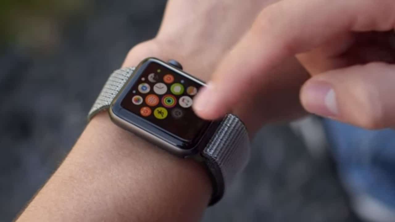 Apple Watch Series 3'ün satışları durduruldu