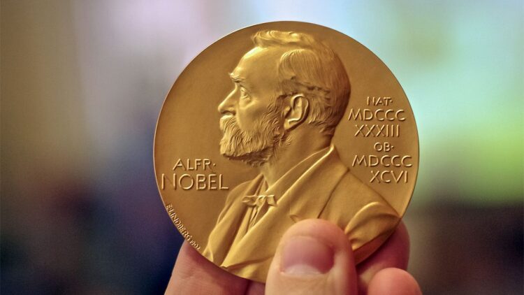 Nobel Fizik Odulu kuantum teknolojisinde calisma yapan 3 bilim insanina verildi Nobel Fizik Ödülü kuantum teknolojisinde çalışma yapan 3 bilim insanına verildi