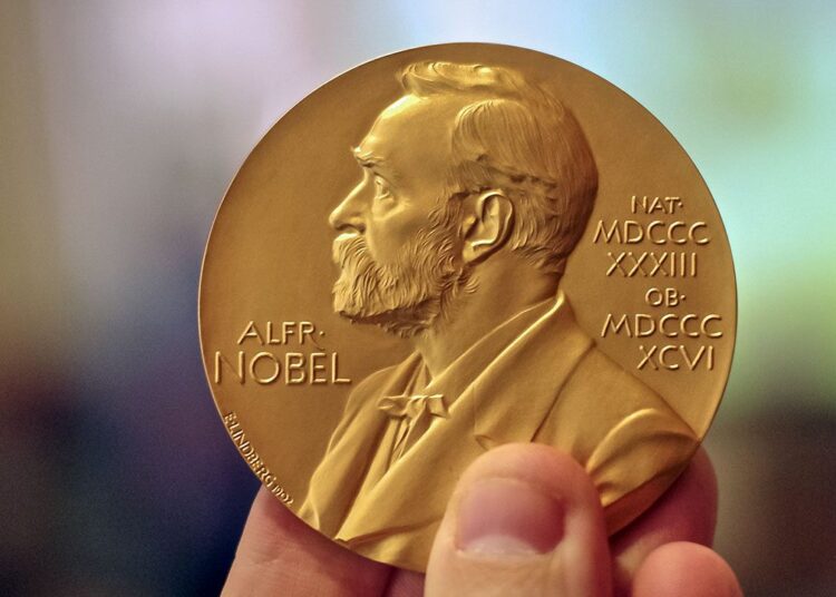Nobel Fizik Ödülü kuantum teknolojisinde çalışma yapan 3 bilim insanına verildi