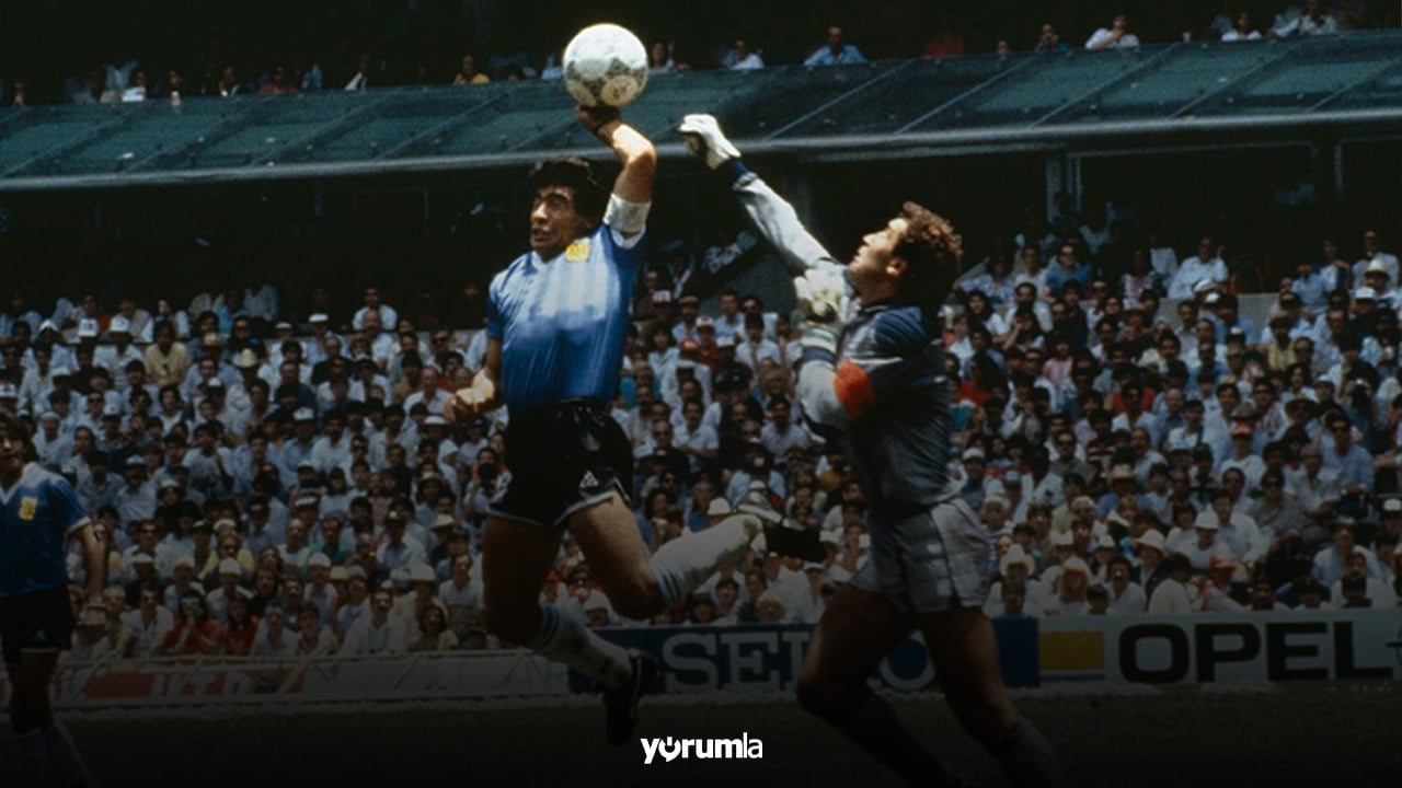 Maradona'nın 'Tanrı'nın Eli' golünü attığı top rekor fiyata satıldı