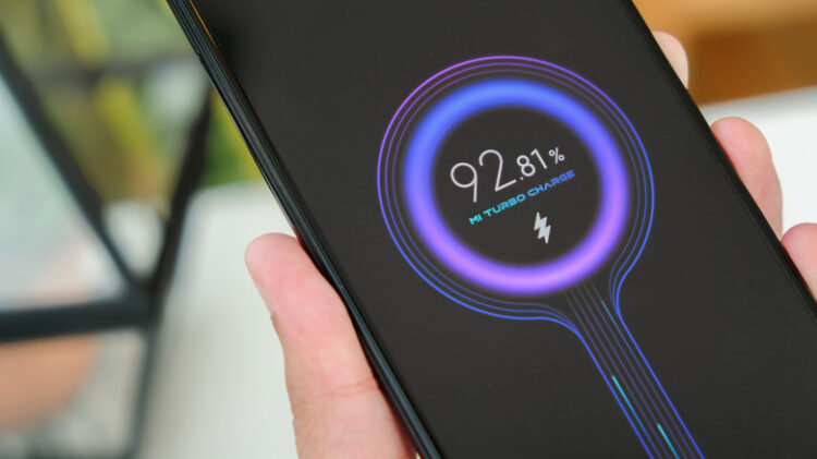 charge Oppo telefonlara 2023 yılında 9 dakikada tamamen şarj edilen teknoloji getiriyor