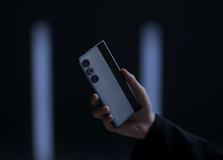 Tecno Phantom Ultimate Telefon Görünümü