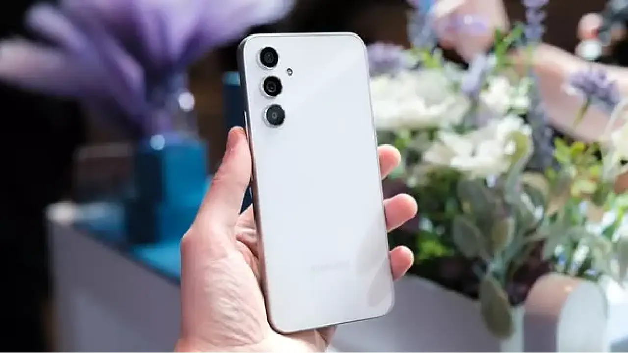 Samsung Galaxy A55 Tüm Detaylarıyla Ortaya Çıktı!